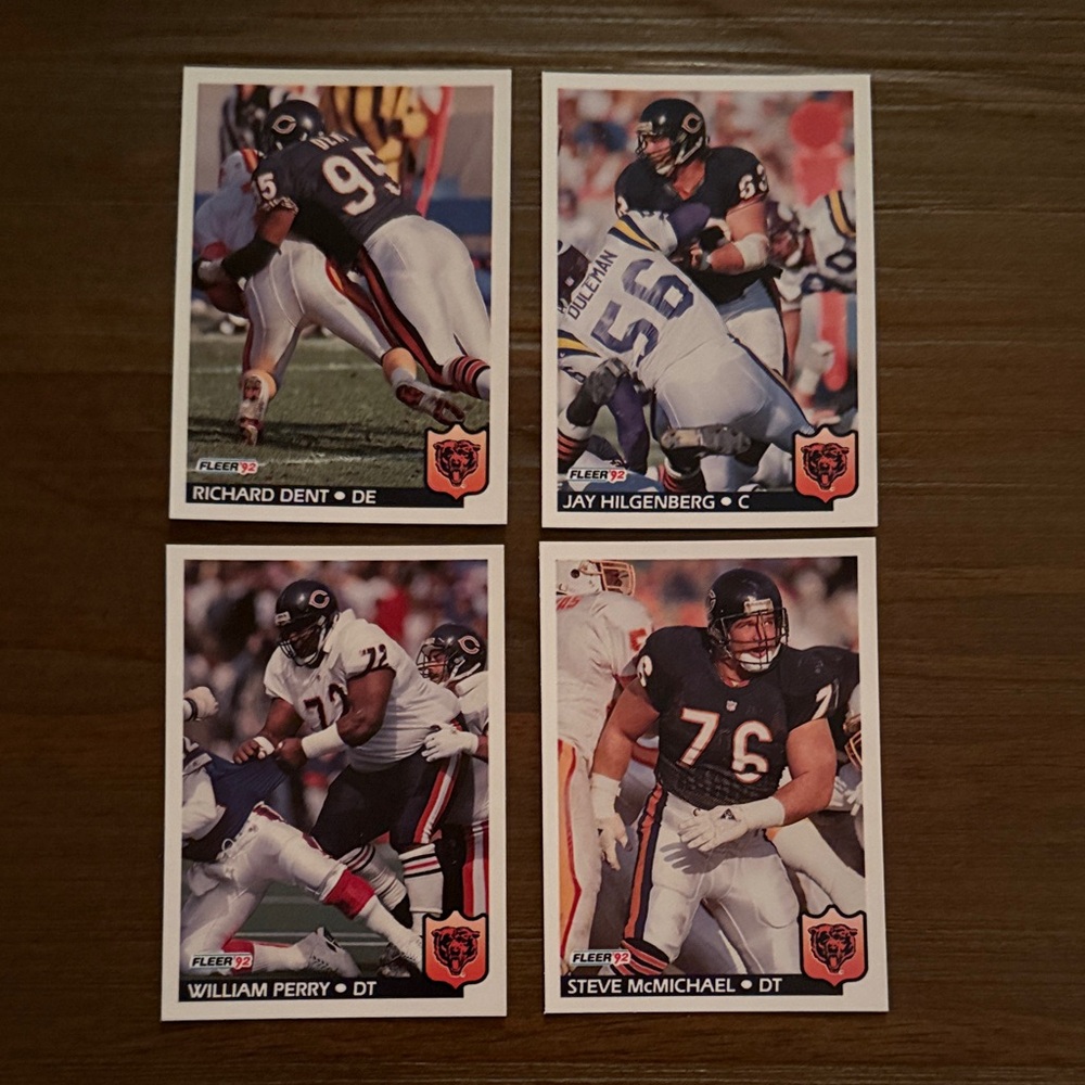 Lot Set of (4) 1992 FLEER Football Trading Cards